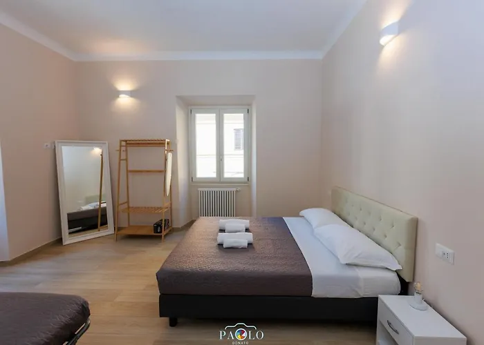 Domus Degli Dei * Rome